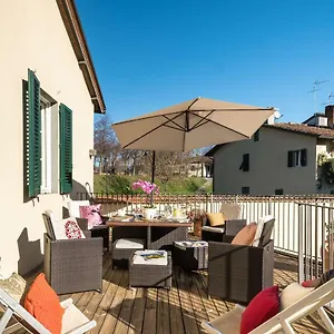 Tornese With Private Parking And Terrace Apartment