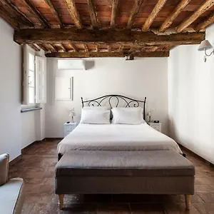 Residenza I Pini Apartment